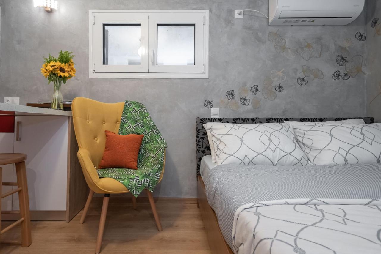 Cozy Tiny Apartment In The Heart Of Plaka เอเธนส์ ภายนอก รูปภาพ