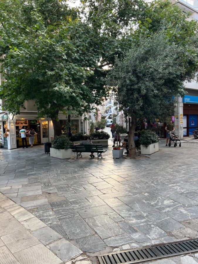 Cozy Tiny Apartment In The Heart Of Plaka เอเธนส์ ภายนอก รูปภาพ